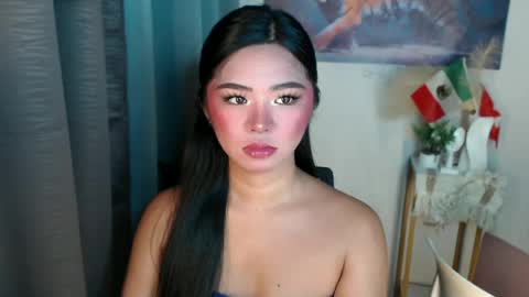 Snapshot of voganmarie chatting on June 20, 1:30 am voganmarie online show from June 20, 1:30 am