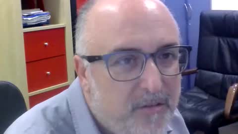 Snapshot of volpi72 chatting on October 29, 5:58 pm volpi72 online show from October 29, 5:58 pm