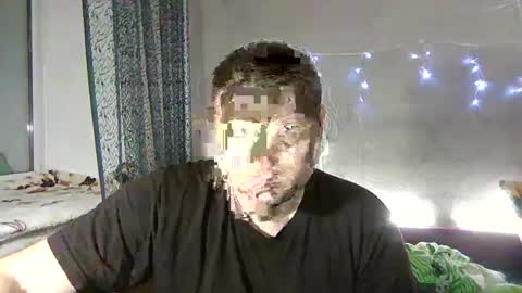 Snapshot of volshebnik_130 chatting on January 17, 3:32 pm Volshebnik1302 online show from January 17, 3:32 pm