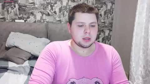 Volshebnik1302 online show from January 19, 2:37 am