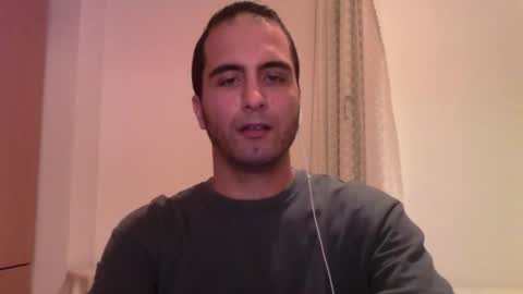 volve5 online show from December 5, 8:00 pm