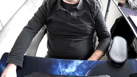 Snapshot of vonele chatting on October 20, 9:21 am Vonn online show from October 20, 9:21 am