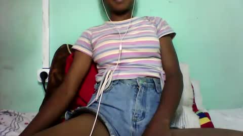 Snapshot of vounialdy chatting on January 27, 2:46 pm vounialdy online show from January 27, 2:46 pm