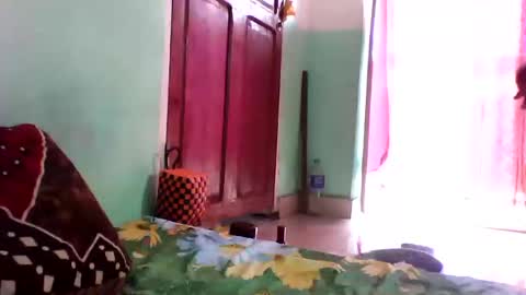 Snapshot of vounialdy chatting on February 23, 12:37 pm vounialdy online show from February 23, 12:37 pm