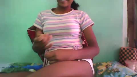 Snapshot of vounialdy chatting on February 24, 7:33 am vounialdy online show from February 24, 7:33 am