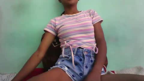 Snapshot of vounialdy chatting on March 8, 5:59 am vounialdy online show from March 8, 5:59 am