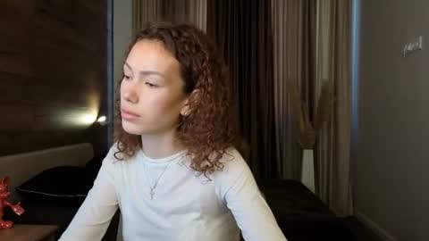 Lily online show from June 24, 5:28 am