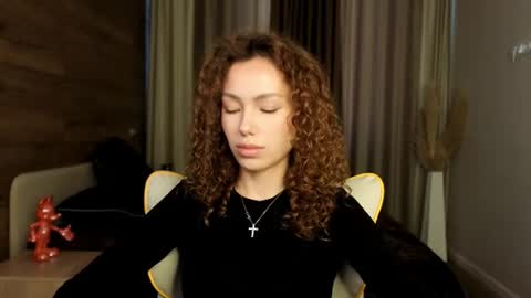 Lily online show from August 1, 5:29 am