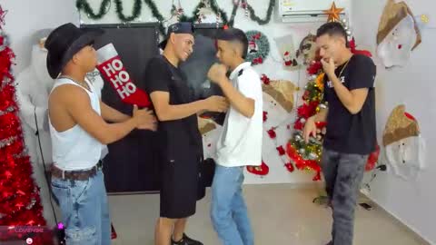 voyeurism_guys online show from December 15, 1:21 am