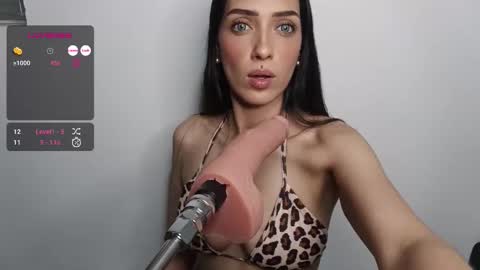 vsantini_ online show from September 21, 2:57 am