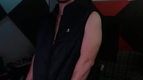 w33dgvy online show from January 18, 1:42 am