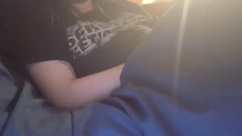 Snapshot of w831418 chatting on January 14, 8:47 pm Edward online show from January 14, 8:47 pm