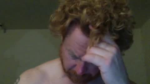 Snapshot of wadonis33 chatting on April 28, 4:28 am wadonis online show from April 28, 4:28 am