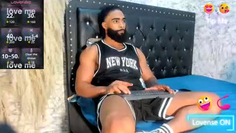 Snapshot of wakanda671501 chatting on June 12, 1:15 am Jhon online show from June 12, 1:15 am