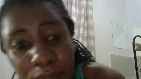 Snapshot of wakanda_goddess chatting on February 20, 5:12 am wakanda_goddess online show from February 20, 5:12 am