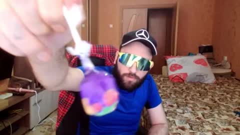 Snapshot of wakeupgof chatting on January 12, 9:58 am Tony online show from January 12, 9:58 am