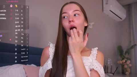  Lina online show from November 3, 4:36 am