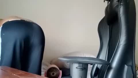 ghhhgh online show from November 15, 12:13 pm