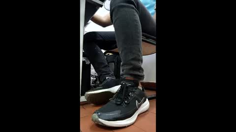 Snapshot of waltherfeet_ chatting on April 24, 3:14 pm WaltherFeet online show from April 24, 3:14 pm