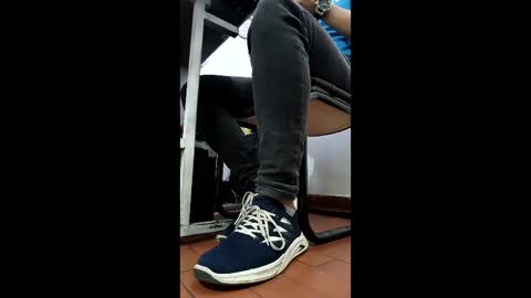 Snapshot of waltherfeet_ chatting on April 27, 6:39 pm WaltherFeet online show from April 27, 6:39 pm