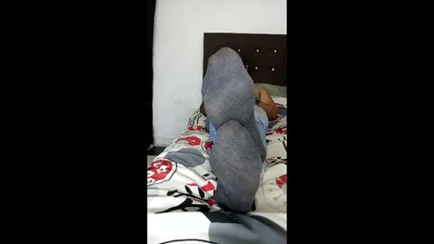 Snapshot of waltherfeet_ chatting on April 30, 10:58 pm WaltherFeet online show from April 30, 10:58 pm