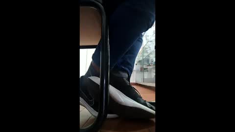Snapshot of waltherfeet_ chatting on May 11, 4:26 pm WaltherFeet online show from May 11, 4:26 pm