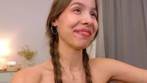 Wendy. Hello Honeys Ill see you 2nd 5th 7th this week love you3 online show from January 11, 10:40 pm