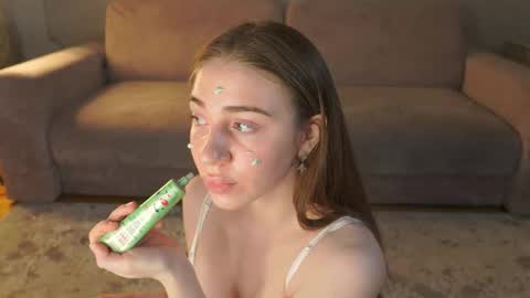 Snapshot of wandabraund chatting on January 16, 3:10 am hello guys im Lilian online show from January 16, 3:10 am