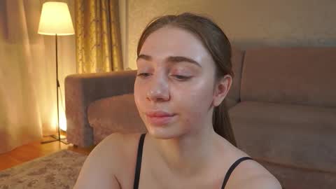 Snapshot of wandabraund chatting on February 17, 3:14 am hello guys im Lilian online show from February 17, 3:14 am