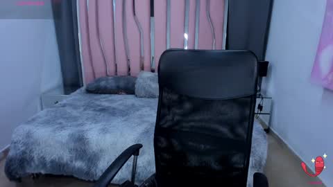 Snapshot of wandaxs69 chatting on February 3, 7:00 pm wanda online show from February 3, 7:00 pm