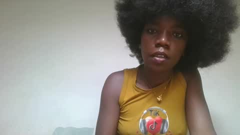 wangela online show from February 3, 11:54 pm