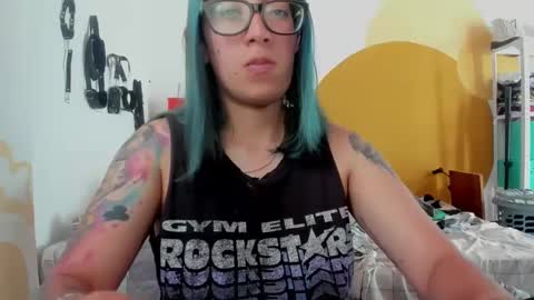 Snapshot of waningrosee chatting on January 3, 3:44 pm Waningrose Lu online show from January 3, 3:44 pm