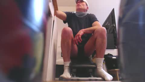 Snapshot of wankingnoah1234 chatting on February 22, 1:09 pm edging noah loves to wank online show from February 22, 1:09 pm