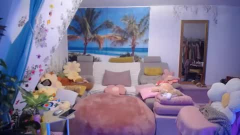 Snapshot of wannafeelitall chatting on October 16, 5:03 pm Emilia inst online show from October 16, 5:03 pm