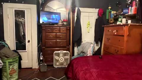 Snapshot of want2usemycock chatting on February 2, 1:48 am Iminbham online show from February 2, 1:48 am