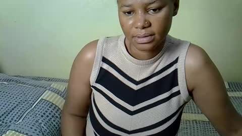 Snapshot of wap_queen chatting on February 6, 3:59 pm wap_queen online show from February 6, 3:59 pm