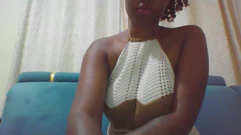 wapgirl22 online show from May 28, 2:14 pm