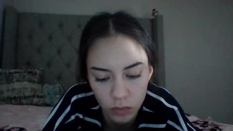 wasiancutie online show from March 2, 5:52 am