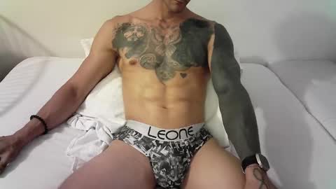 Snapshot of wason0413 chatting on December 21, 10:51 pm Wasson online show from December 21, 10:51 pm