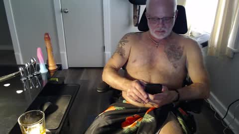 Snapshot of wasted_daze_ chatting on April 19, 9:17 pm wasted_daze_ online show from April 19, 9:17 pm