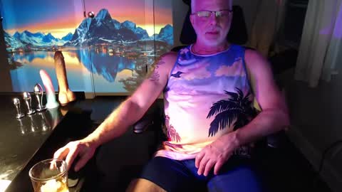 wasted_daze_ online show from June 1, 12:34 am