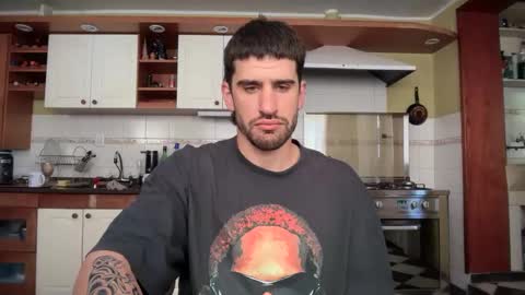 wearetwo online show from October 29, 6:42 pm