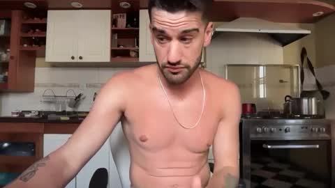 wearetwo online show from November 30, 12:31 pm