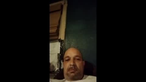 Snapshot of watchmespun chatting on December 23, 1:47 am watchmespun online show from December 23, 1:47 am