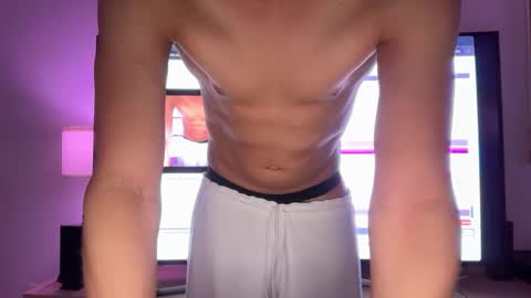 Snapshot of watchtheshow0 chatting on September 30, 5:01 am Ty M online show from September 30, 5:01 am