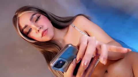 Isla Fox online show from September 18, 5:09 am