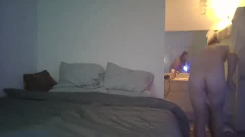 Snapshot of watersports25 chatting on March 4, 2:39 am Sunny online show from March 4, 2:39 am