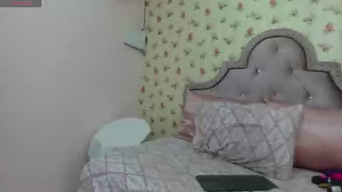 Milf Latina online show from June 24, 2:27 pm
