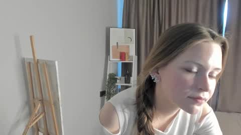 Lola online show from February 23, 1:08 pm