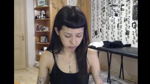 Mina online show from October 30, 1:07 am